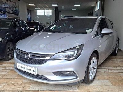 Usado Opel Astra Excellence 125 CV (91 kW) 2016 Gris / plata Berlina