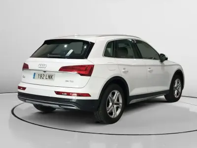Używany Audi Q5 Advanced 163 KM (119 kW) 2021 Biały SUV