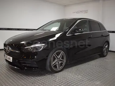 Usado Mercedes B200 150 CV (110 kW) 2023 Negro Monovolumen