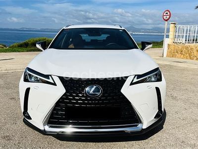 Usado Lexus UX Business Edition 184 CV (135 kW) 2019 Blanco SUV