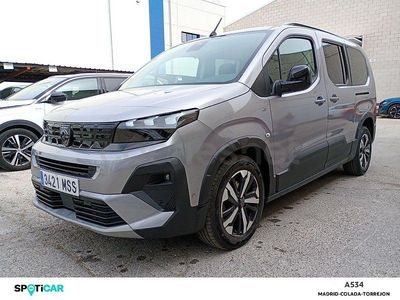 Usado Peugeot Rifter GT 130 CV (95 kW) 2024 Gris / plata Monovolumen