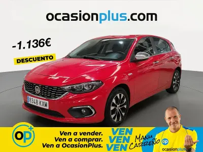 Usado Fiat Tipo Mirror 120 CV (88 kW) 2019 Rojo Berlina