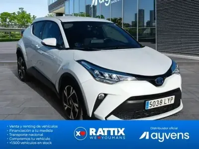 Käytetty Toyota C-HR Active 122 HP (89 kW) 2022 Valkoinen Katumaasturi