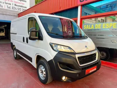 Usado Peugeot Boxer S 140 CV (102 kW) 2022 Blanco Van