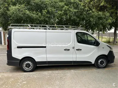 Usado Opel Vivaro 145 CV (106 kW) 2017 Blanco Monovolumen
