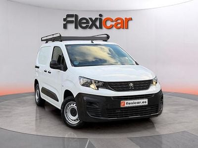 Usado Peugeot Partner 102 CV (75 kW) 2021 Blanco Monovolumen