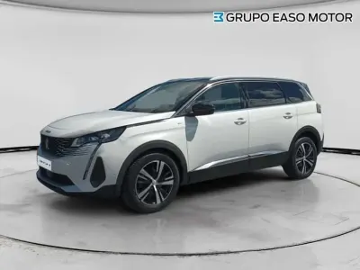 Usado Peugeot 5008 GT 131 CV (96 kW) 2021 Blanco SUV