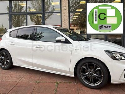 Usado Ford Focus ST-Line 120 CV (88 kW) 2021 Blanco Berlina