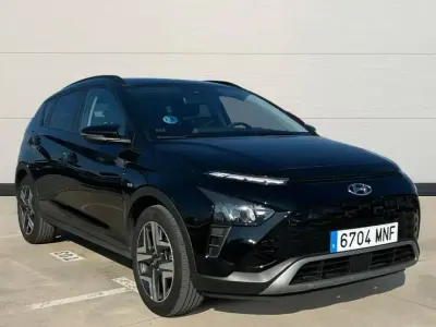 Usado Hyundai Bayon 100 CV (73 kW) 2024 Negro SUV