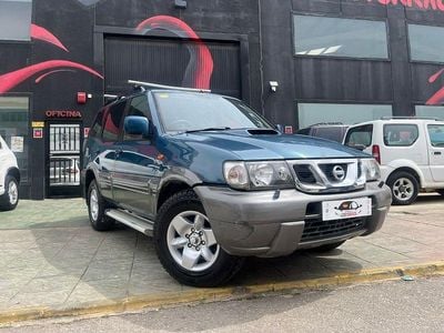 Usado Nissan Terrano 154 HP (113 kW) 2004 Azul SUV