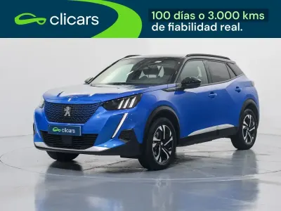 Usado Peugeot e-2008 GT 100 kW (136 CV) 2023 Azul SUV