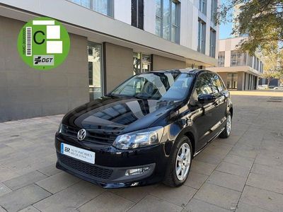 Usado VW Polo Advance 90 CV (66 kW) 2013 Negro Utilitario