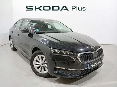 Usado Skoda Octavia Selection 150 CV (110 kW) 2025 Negro Berlina