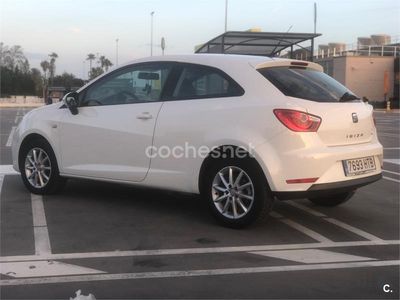 Usado Seat Ibiza SC I-Tech 90 CV (66 kW) 2013 Blanco Utilitario