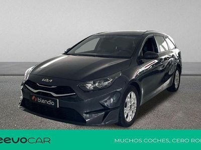 Gris Usado 2023 Kia Ceed Sportswagon Familiar | 21.580 € (Precio justo)