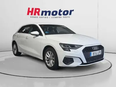 Usado Audi A3 Sportback 110 CV (80 kW) 2021 Blanco Utilitario