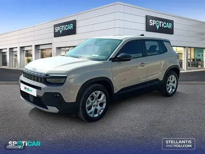 Usado Jeep Avenger Altitude 100 CV (73 kW) 2025 Gris SUV