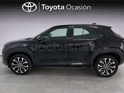 Usado Toyota Yaris Cross Active 116 CV (85 kW) 2022 Negro SUV
