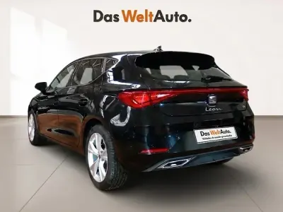 Usado Seat Leon FR 150 CV (110 kW) 2025 Negro