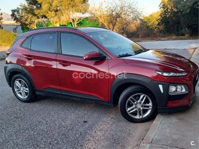 Usado Hyundai Kona 120 CV (88 kW) 2020 Granate SUV