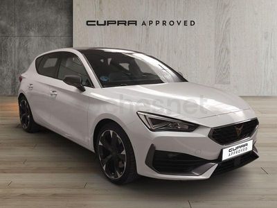 Begagnad Cupra Leon 150 HK (110 kW) 2023 Vit Sedan