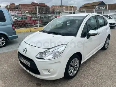 Usado Citroën C3 Attraction 73 CV (53 kW) 2012 Blanco Berlina