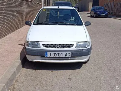 Usado Citroën Saxo 58 CV (42 kW) 1999 Blanco Utilitario