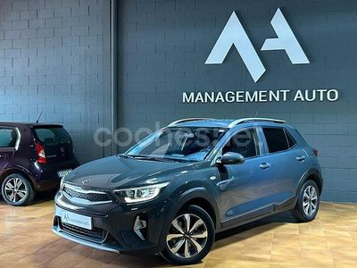 Gris / plata Usado 2021 Kia Stonic SUV | 13.990 € (Precio justo)