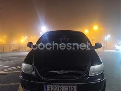 Usado Chrysler Voyager 140 CV (102 kW) 2004 Negro Monovolumen