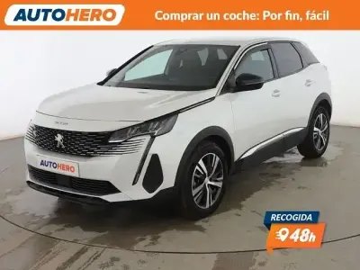 Begagnad Peugeot 3008 Allure 131 HK (96 kW) 2024 Vit SUV