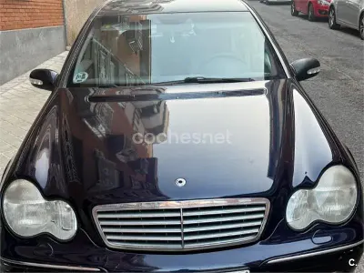 Usado Mercedes C320 Elegance 218 CV (160 kW) 2000 Negro Berlina