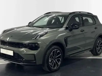 Usado Lynk & Co 01 280 CV (205 kW) 2026 Mineral green SUV