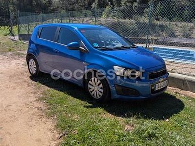 Usado Chevrolet Aveo LTZ 100 CV (73 kW) 2011 Azul Berlina