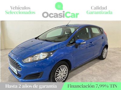 Usado Ford Fiesta Trend 82 CV (60 kW) 2013 Azul Utilitario