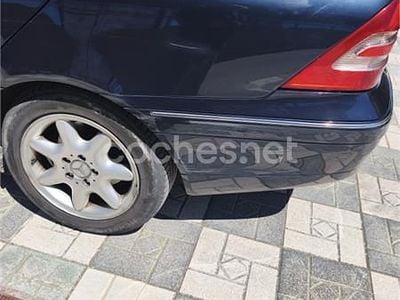 Käytetty Mercedes C270 Elegance 170 HP (125 kW) 2001 Sininen Sedan