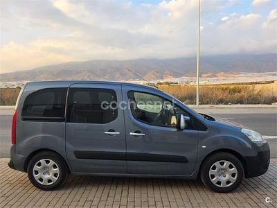 Azul Usado 2010 Peugeot Partner Tepee Outdoor Monovolumen | 5500 € (Super precio)