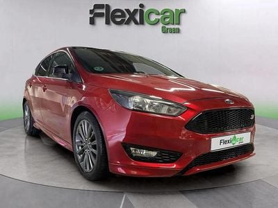 Rojo Usado 2018 Ford Focus ST-Line Utilitario | 13.490 € (Precio justo)