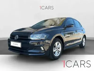 Usado VW Polo Advance 80 CV (58 kW) 2019 Gris / plata Utilitario