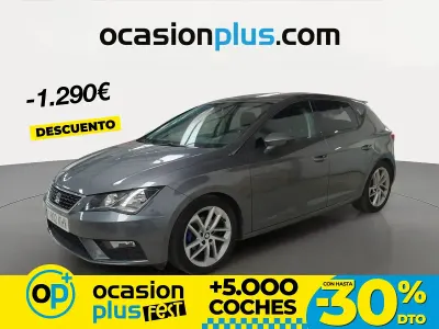 Usado Seat Leon Style 110 CV (80 kW) 2018 Gris