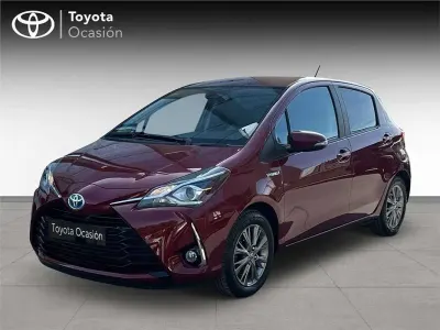 Usado Toyota Yaris Hybrid Active 99 CV (72 kW) 2018 Utilitario