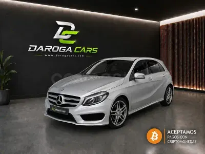 Usado Mercedes B180 AMG line 109 CV (80 kW) 2016 Gris / plata Utilitario
