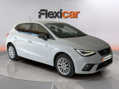 Usado Seat Ibiza 116 CV (85 kW) 2024 Blanco Utilitario