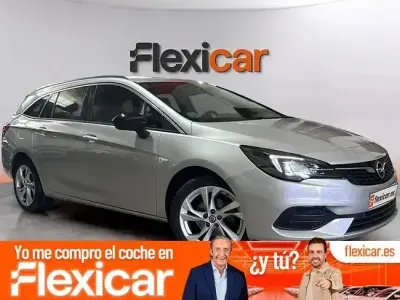 Usado Opel Astra Business 130 CV (95 kW) 2021 Gris Familiar
