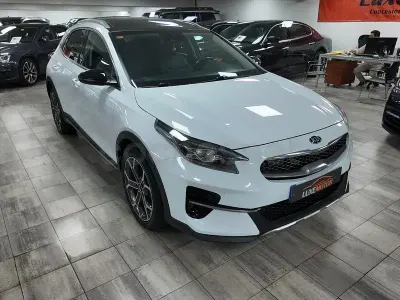 Usado Kia XCeed 204 CV (150 kW) 2021 Blanco SUV