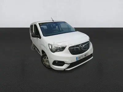 Usado Opel Combo Life Business Edition 102 CV (75 kW) 2022 Blanco Monovolumen