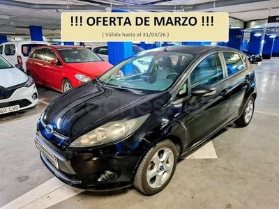 Usado Ford Fiesta Trend 90 CV (66 kW) 2008 Negro Utilitario