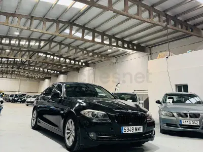 Używany BMW 520 Comfort Edition 184 KM (135 kW) 2011 Czarny Sedan/Limuzyna