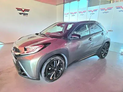 Usado Toyota Aygo X 72 CV (52 kW) 2024 Verde SUV