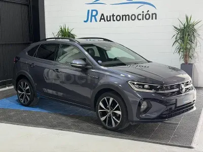 Usado VW Taigo R-line 150 CV (110 kW) 2021 Gris / plata SUV