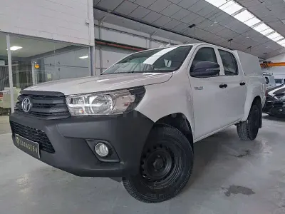 Usado Toyota HiLux 150 CV (110 kW) 2018 Blanco Pickup/Camioneta